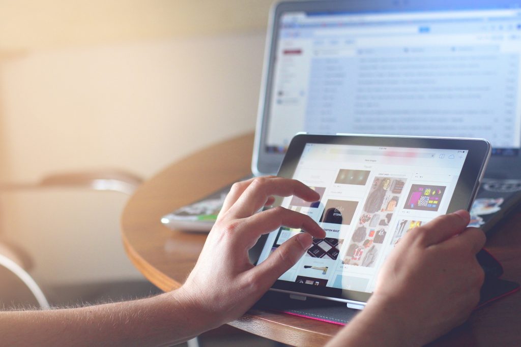 what is a price comparison engine?
A price comparison engine is a type of website (or app) which displays related products from online stores.